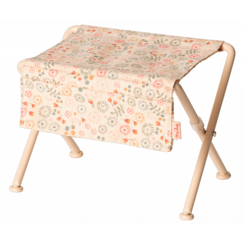 Maileg - Nursery table
