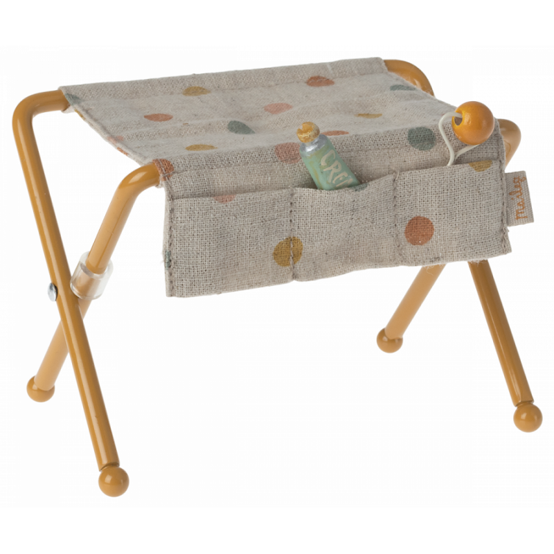 Maileg - Nursery table, Baby mouse - Ocher