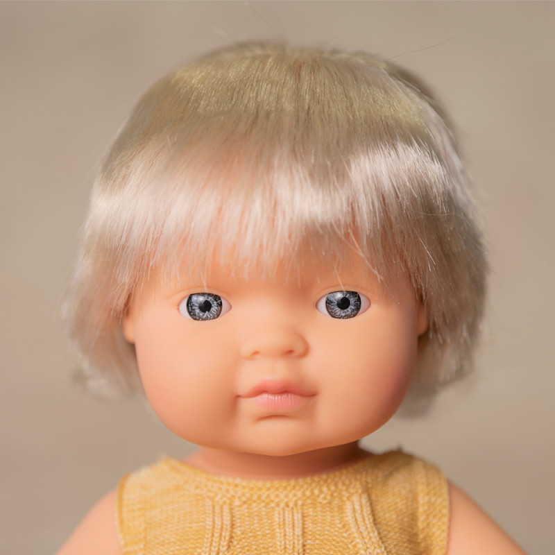 Miniland - Docka Olivia med sparkdräkt, 38 cm